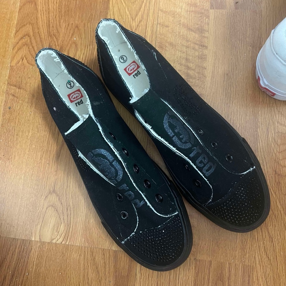 “Ecko Red” Black Rhinestone Sneakers